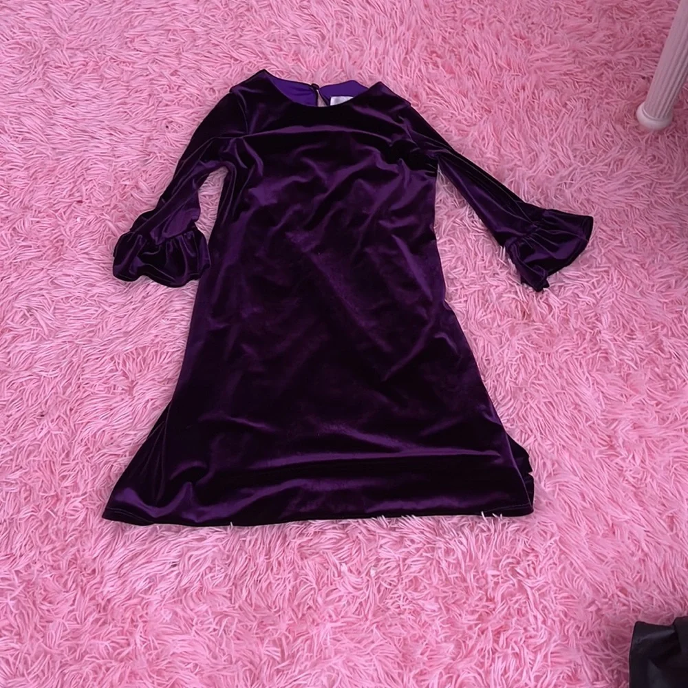 Which dress - Picture 3 of 4